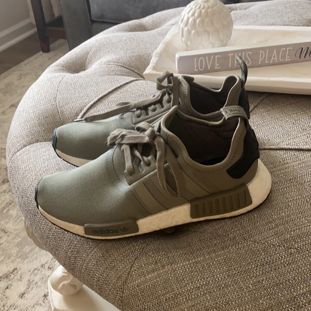 Like new Adidas Boost Sneakers in Army Green